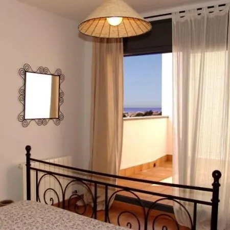 Sunny - Xeckin Holidays Apartment *